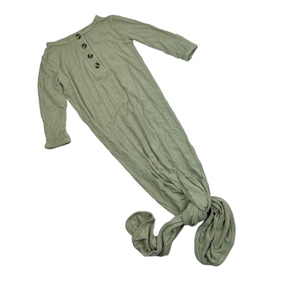 Lou Lou & Co. Sage Green Ribbed Knot Gown - Picture 1 of 7